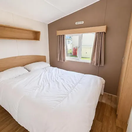 Tatil Evi Cosy Dog-friendly Caravan At Bowland Fell In Yorkshire Ref 93022s Tosside